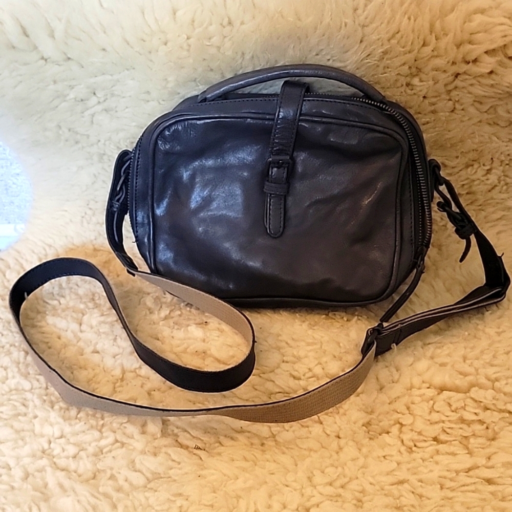 Aunts&uncles pure leather bag